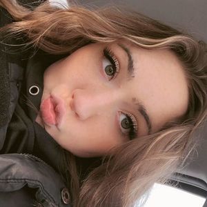 Meet your Posher, Abbie